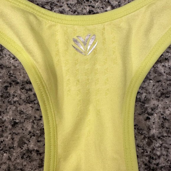 SET OF 2 - Forever 21 Racerback Sports Bras Neon Pink and Yellow Size Large - Picture 14 of 14